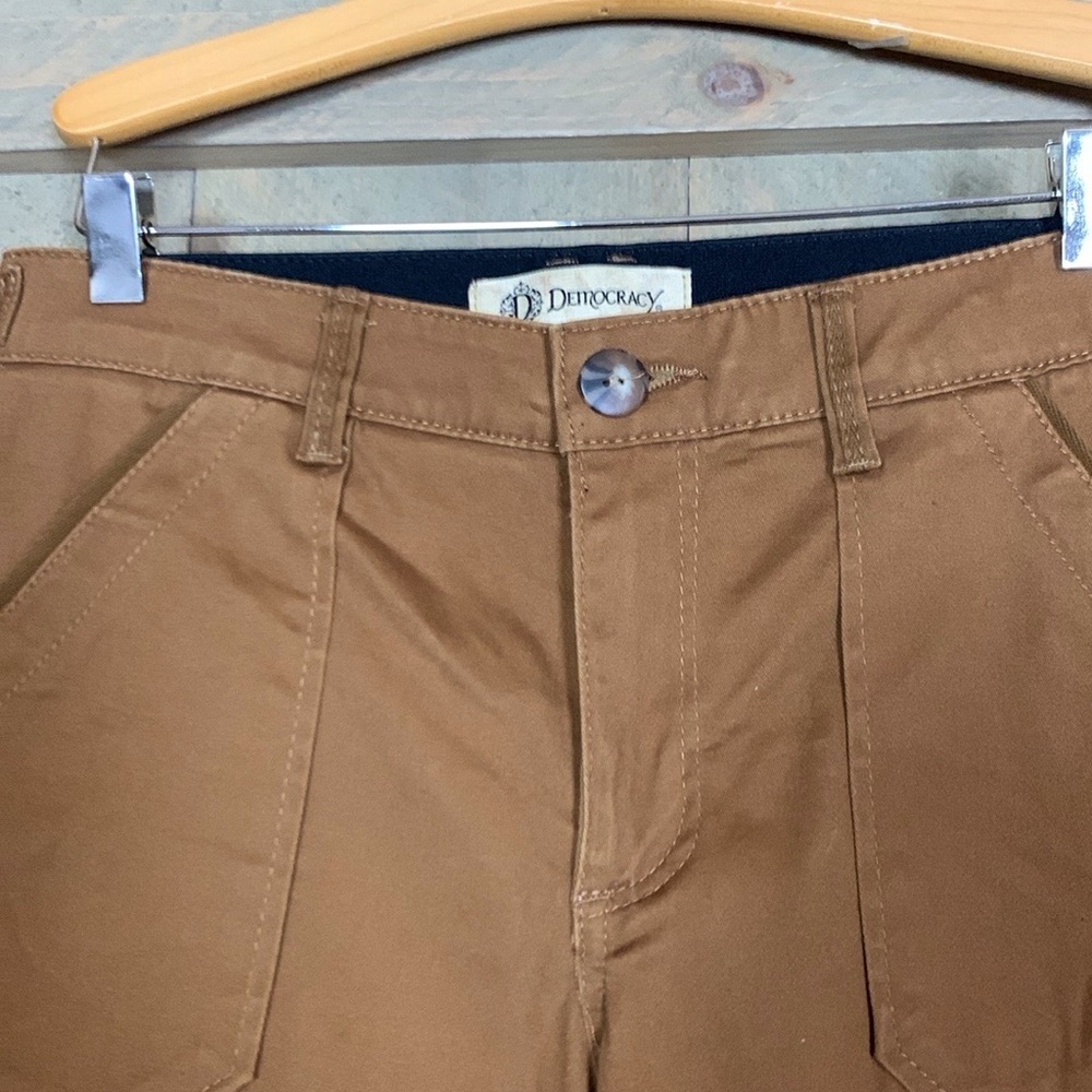 Democracy burnt orange color jeans with raw hem Size 4 - Picture 4 of 14